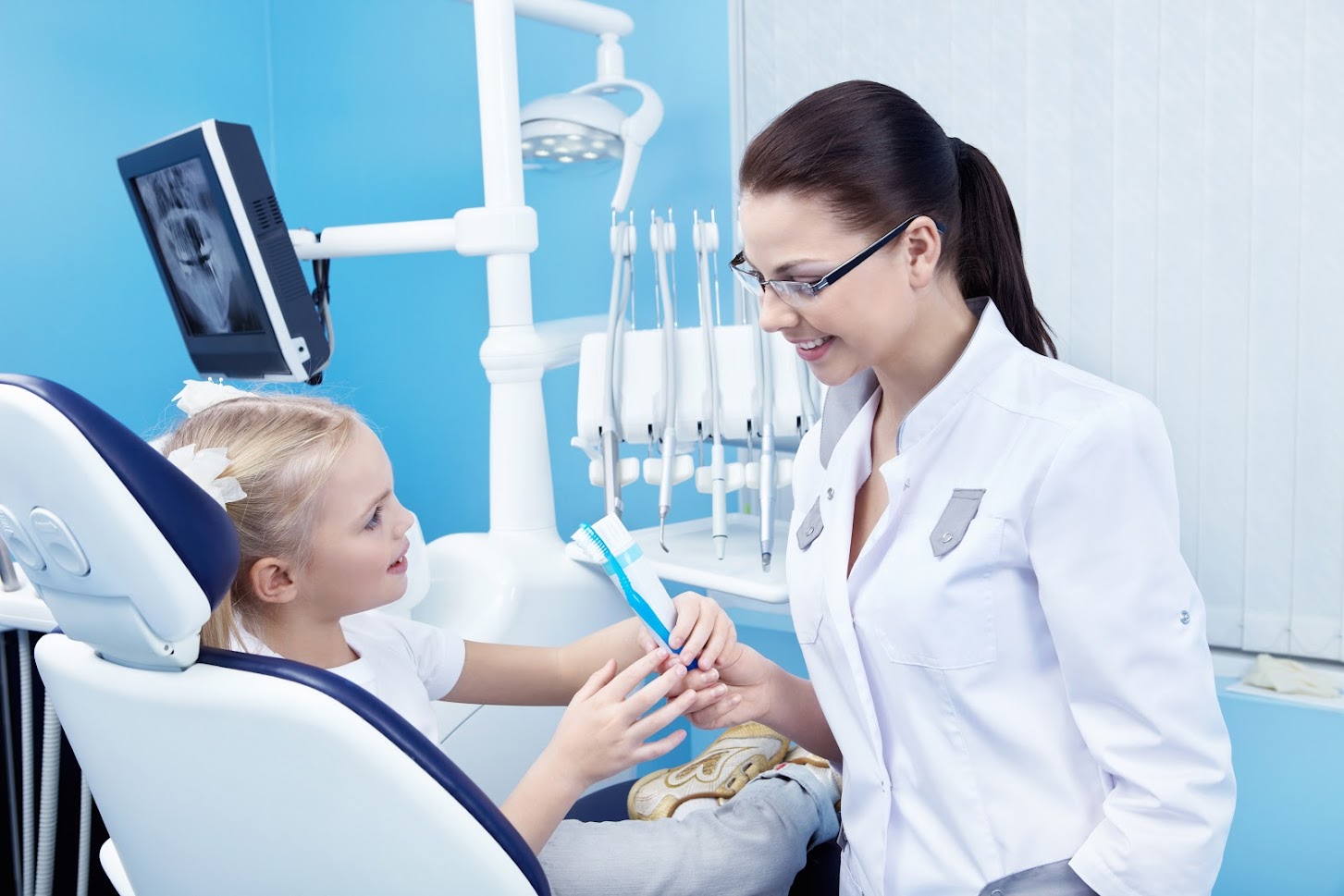 What to Look for in a Pediatric Dentist: A Guide for Parents